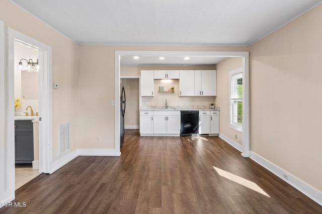 508 Stanley Avenue, Johnson City, TN 37604