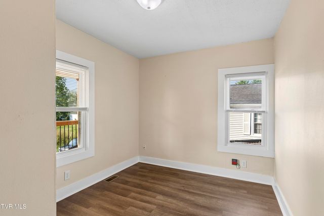 508 Stanley Avenue, Johnson City, TN 37604