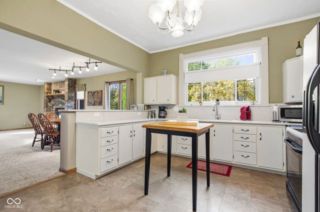 307 W Adams Street, Tipton, IN 46072