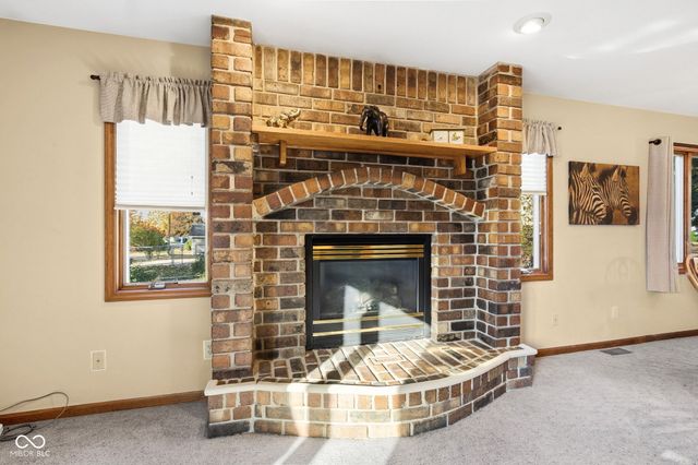 307 W Adams Street, Tipton, IN 46072