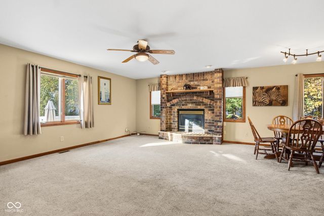 307 W Adams Street, Tipton, IN 46072