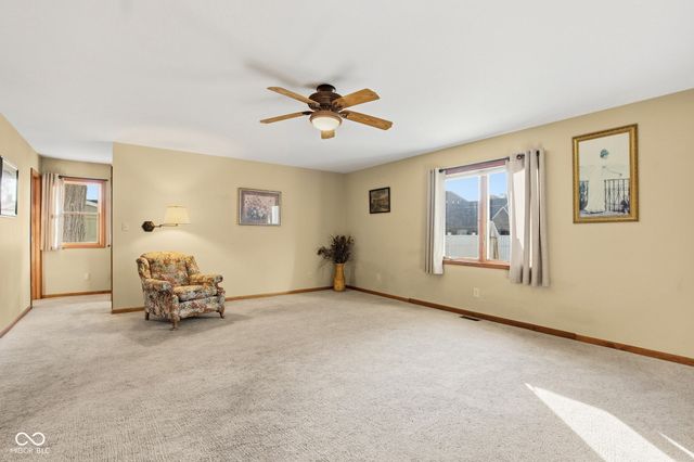 307 W Adams Street, Tipton, IN 46072