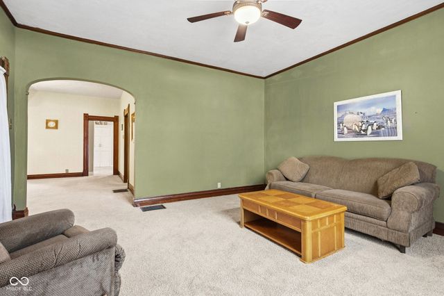 307 W Adams Street, Tipton, IN 46072