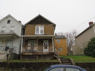 74 Castner Ave, Donora, PA 15033