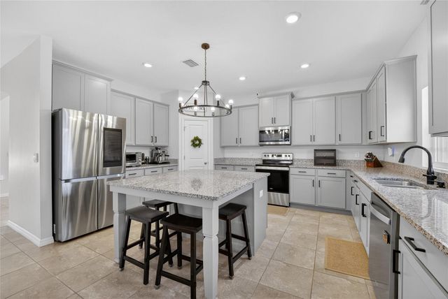 5859 SW 82ND LANE, Ocala, FL 34476