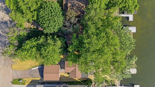 N10644 Howard Drive, Fox Lake, WI 53933