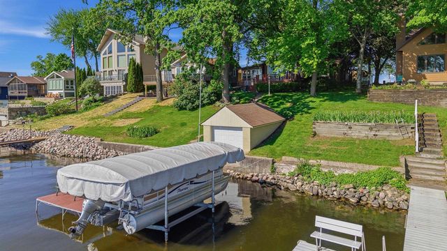 N10644 Howard Drive, Fox Lake, WI 53933