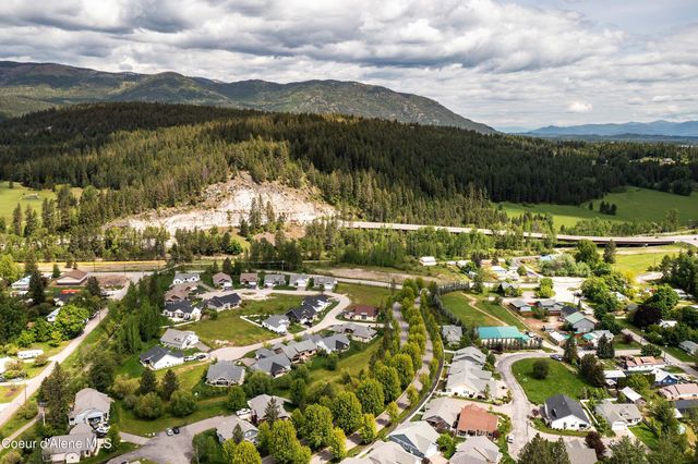 409 Becker Ln, Dover, ID 83825