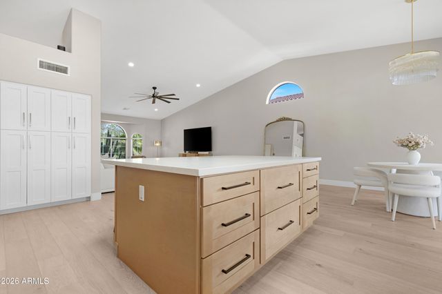 1825 E MARILYN Road, Phoenix, AZ 85022