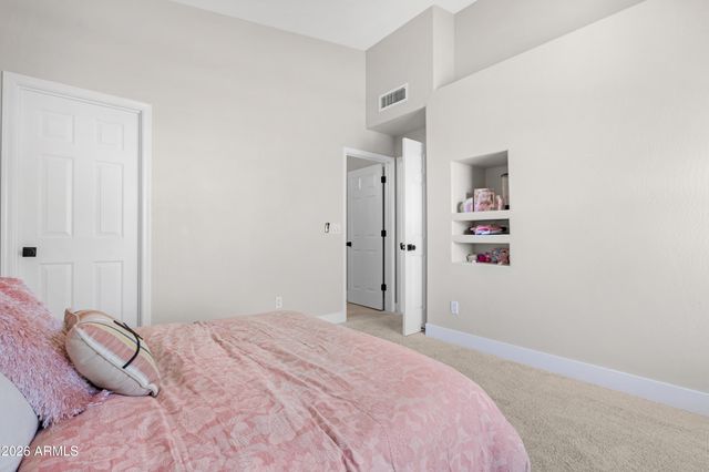 1825 E MARILYN Road, Phoenix, AZ 85022
