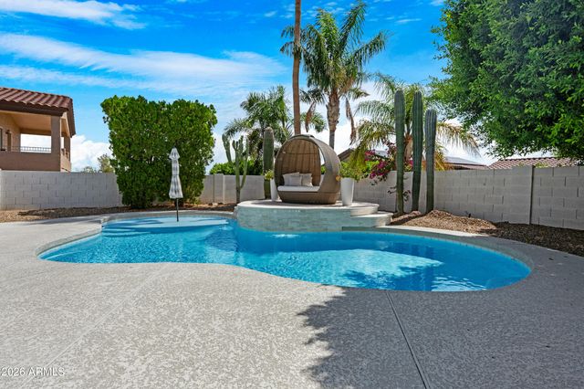1825 E MARILYN Road, Phoenix, AZ 85022