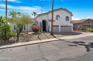 1825 E MARILYN Road, Phoenix, AZ 85022