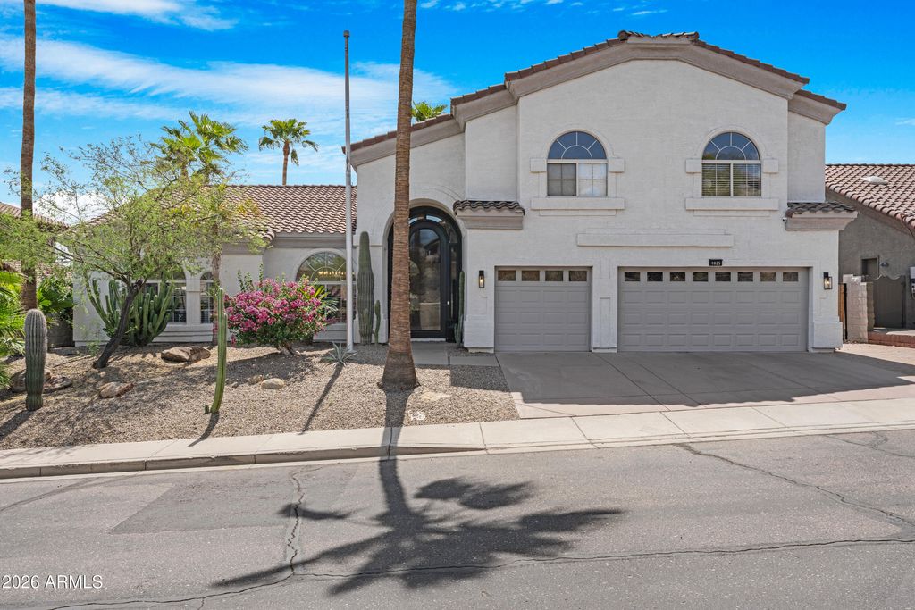 1825 E MARILYN Road, Phoenix, AZ 85022 — photo 2