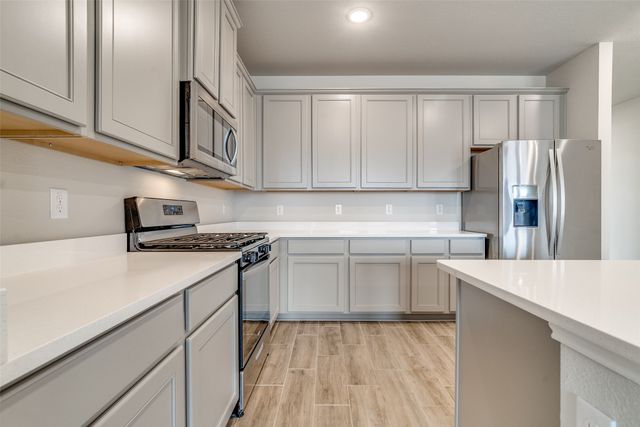 10908 Elata Drive, Fort Worth, TX 76108