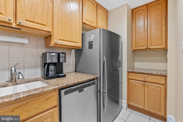 914 SPRUCE ST #9, Philadelphia, PA 19107