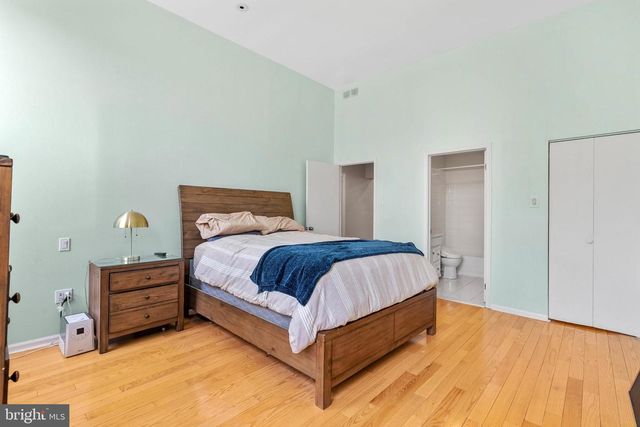 914 SPRUCE ST #9, Philadelphia, PA 19107