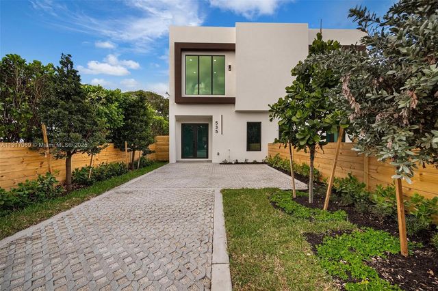 535 NW 52nd St, Miami, FL 33127