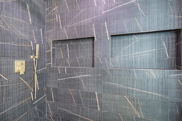 535 NW 52nd St, Miami, FL 33127