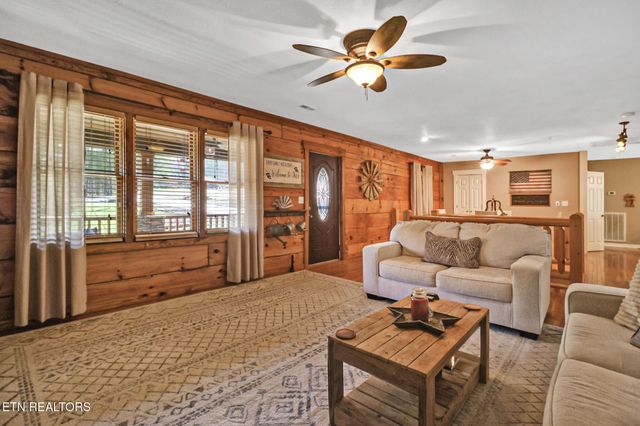 108 Grace Lane, Crossville, TN 38555