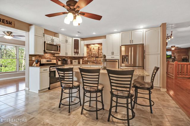 108 Grace Lane, Crossville, TN 38555