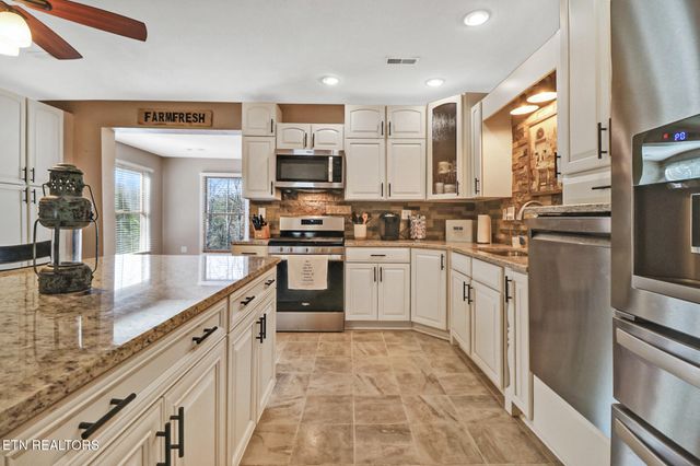 108 Grace Lane, Crossville, TN 38555