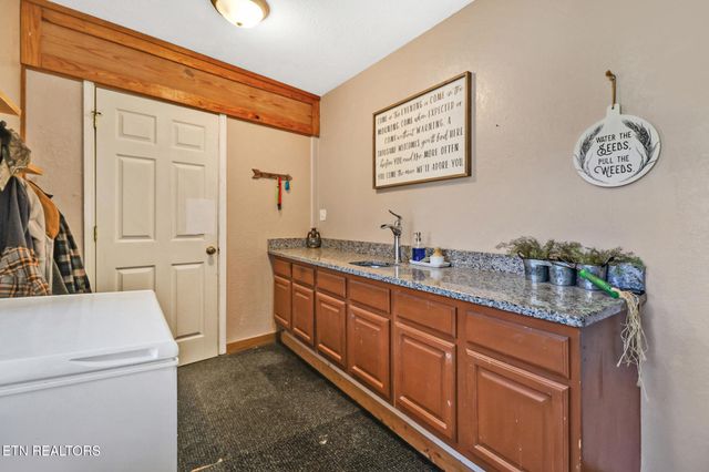 108 Grace Lane, Crossville, TN 38555