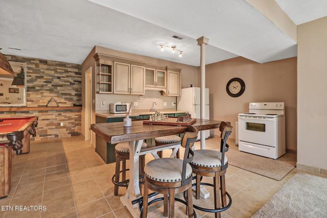 108 Grace Lane, Crossville, TN 38555