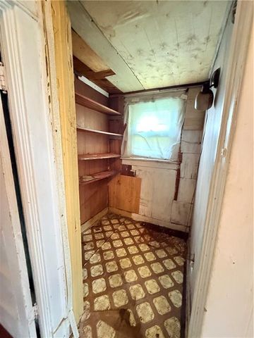 2013 Kansas Avenue, Kansas City, MO 64127