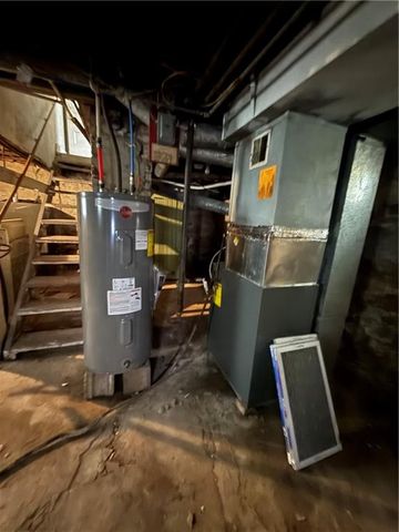 2013 Kansas Avenue, Kansas City, MO 64127