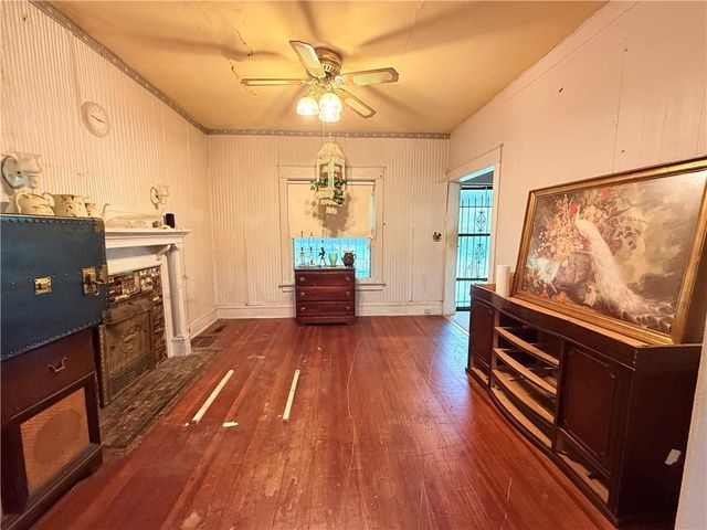 2013 Kansas Avenue, Kansas City, MO 64127