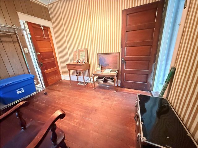 2013 Kansas Avenue, Kansas City, MO 64127