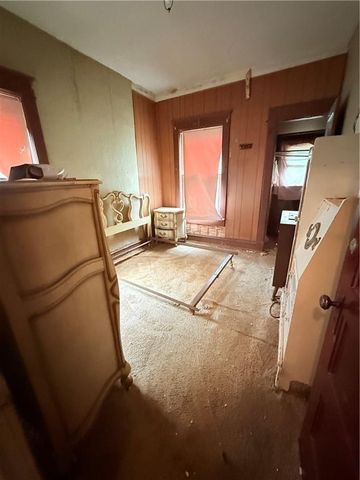 2013 Kansas Avenue, Kansas City, MO 64127