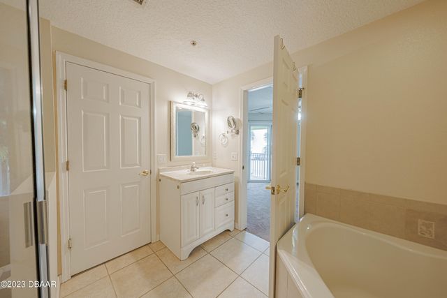 3733 Cardinal Blvd Unit 2, Daytona Beach Shores, FL 32118