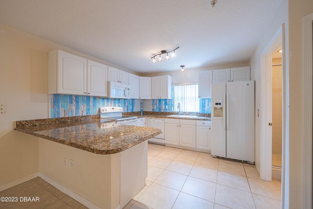 3733 Cardinal Blvd Unit 2, Daytona Beach Shores, FL 32118