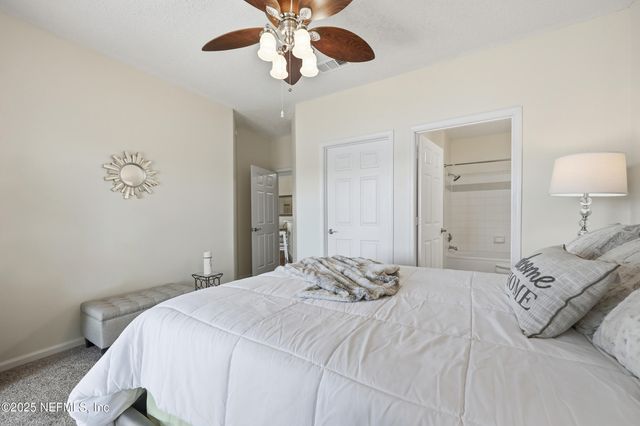 10000 GATE Parkway N 1528, Jacksonville, FL 32246