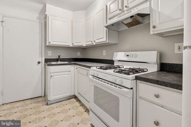 3439 AINSLIE ST, Philadelphia, PA 19129