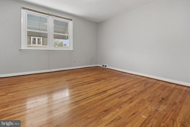 3439 AINSLIE ST, Philadelphia, PA 19129