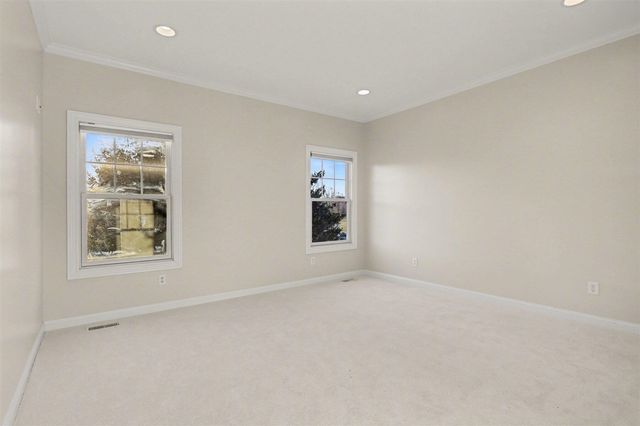 2580 West Port Drive, Kalamazoo, MI 49009