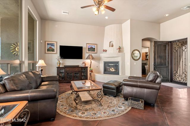 12573 N Fallen Shadows Drive, Marana, AZ 85658