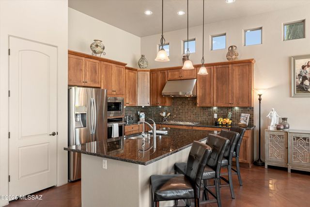 12573 N Fallen Shadows Drive, Marana, AZ 85658