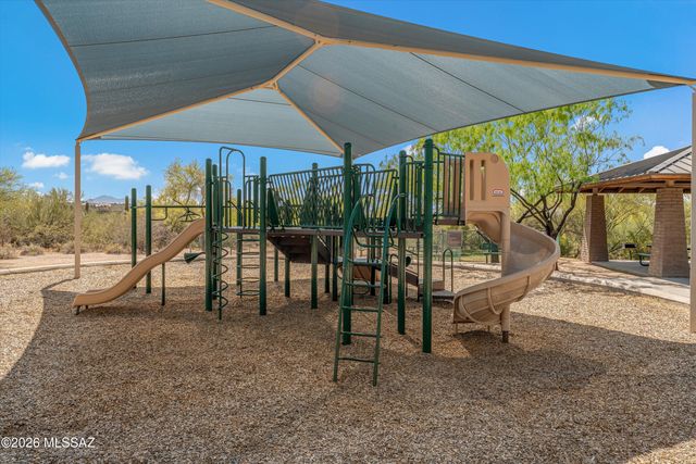 12573 N Fallen Shadows Drive, Marana, AZ 85658