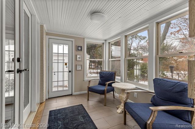 835 S Silvery Lane, Dearborn, MI 48124