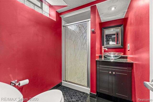 835 S Silvery Lane, Dearborn, MI 48124