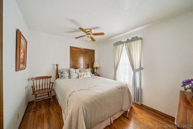 731 Kingfisher Road, Catoosa, OK 74015