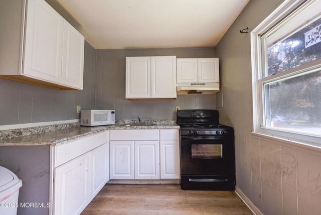 103 3rd Street, Barnegat, NJ 08005