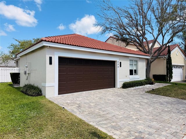 646 Stanton Drive, Weston, FL 33326