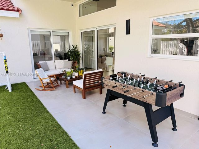 646 Stanton Drive, Weston, FL 33326