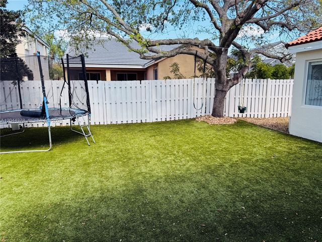 646 Stanton Drive, Weston, FL 33326