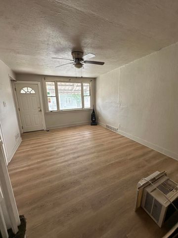 4416 Tod Avenue, East Chicago, IN 46312