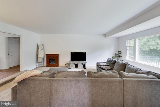 3240 JUNIPER LN, Huntingtown, MD 20639